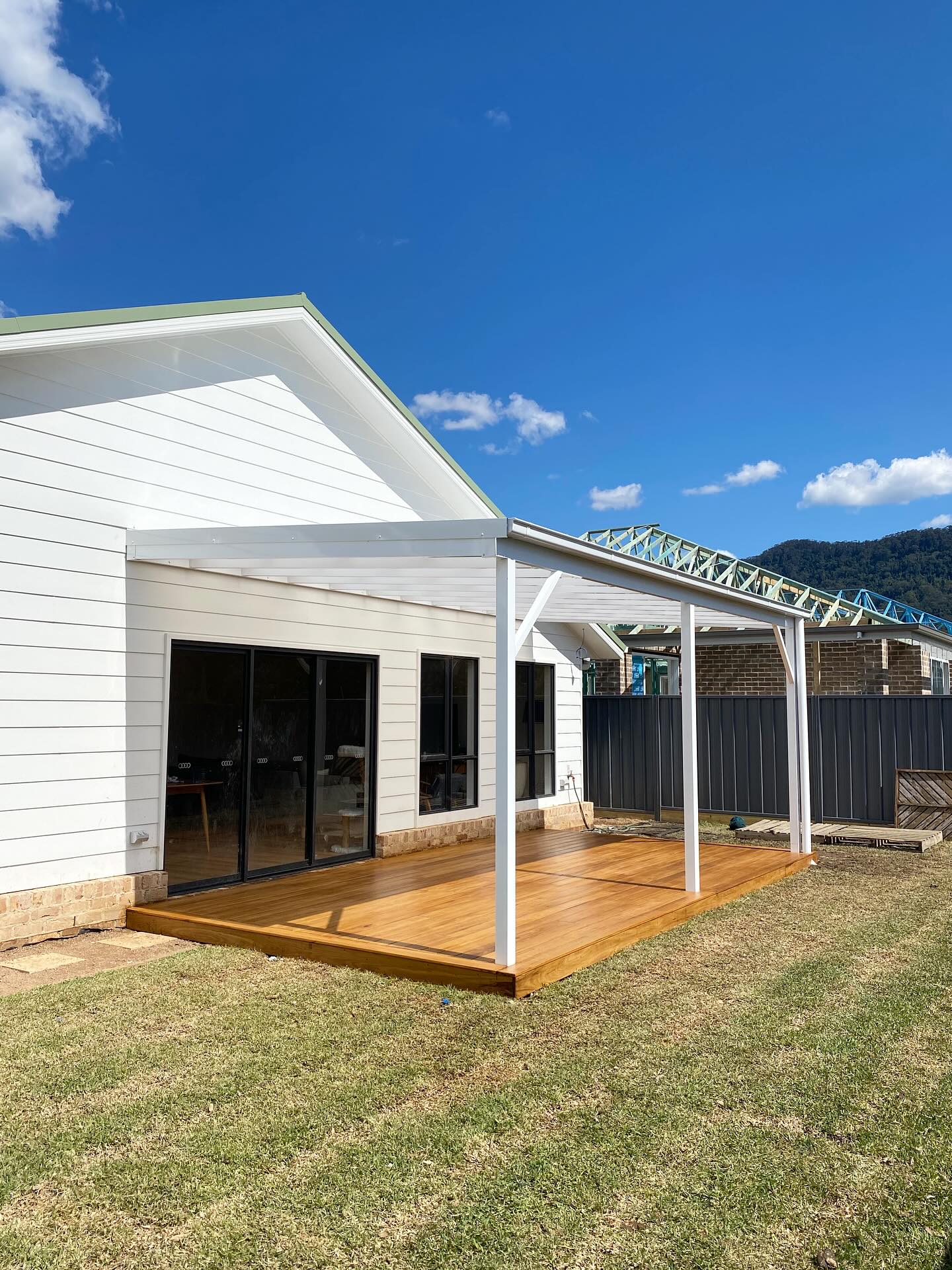 After: completed Wongawilli deck and pergola